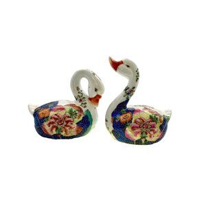 Tobacco Leaf Swan /Duck Pair Asian Design Rare Vintage Porcelain Oriental Decor